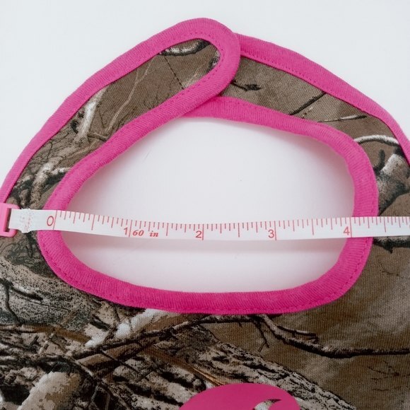 Carhartt Girls Real Tree Hot Pink Baby Bib 9mos - Picture 7 of 10